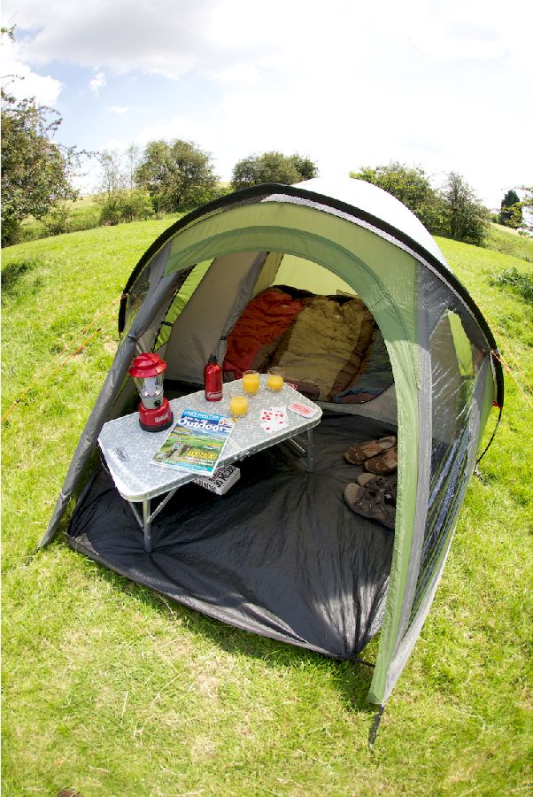 Coleman Darwin 4 plus koepeltent sfeerbeeld