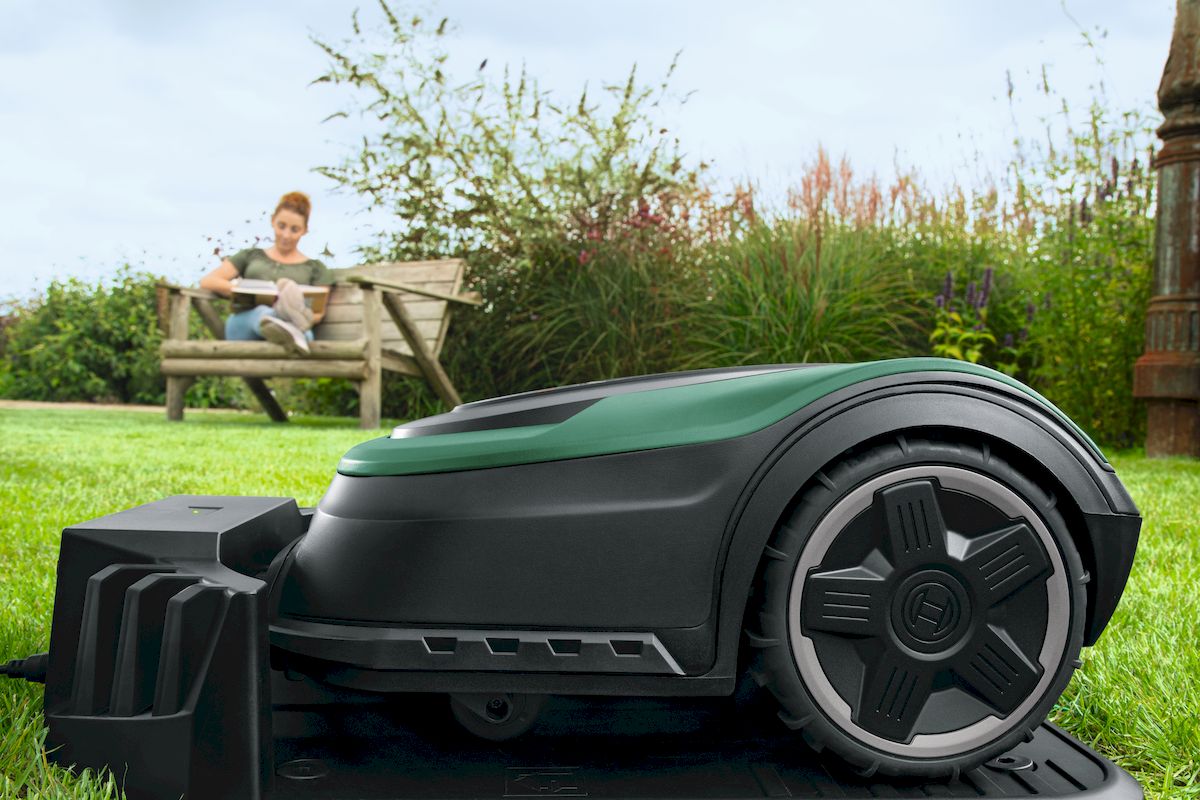 Bosch Indego M+ 700 robotmaaier laadstation
