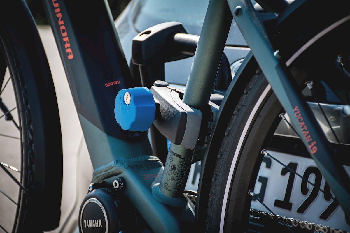 XLC Azura Xtra LED 2F Frame 2.0 fietsendrager - Kantelbaar beveiliging 2