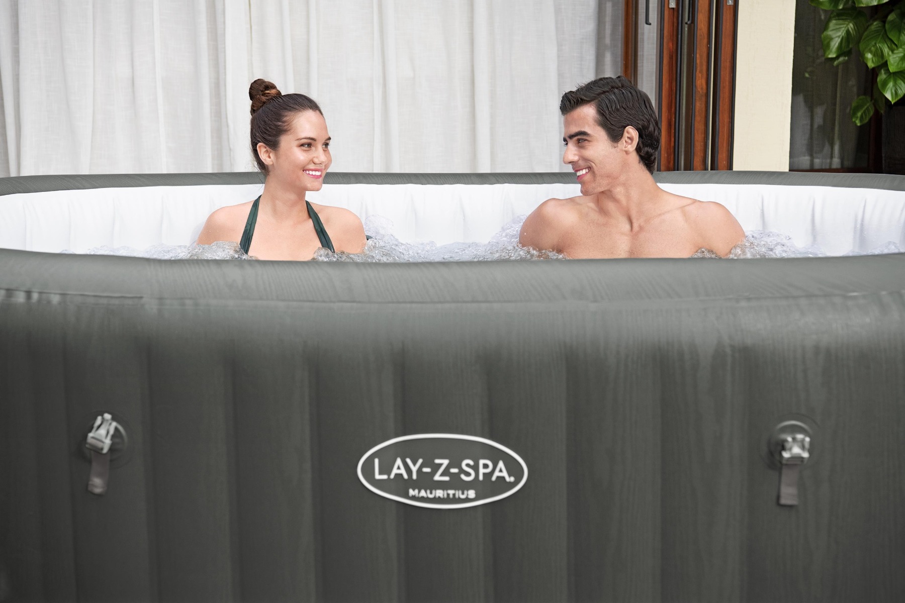 Lay-Z Spa Mauritius AirJet opblaasbare spa - 7 persoons