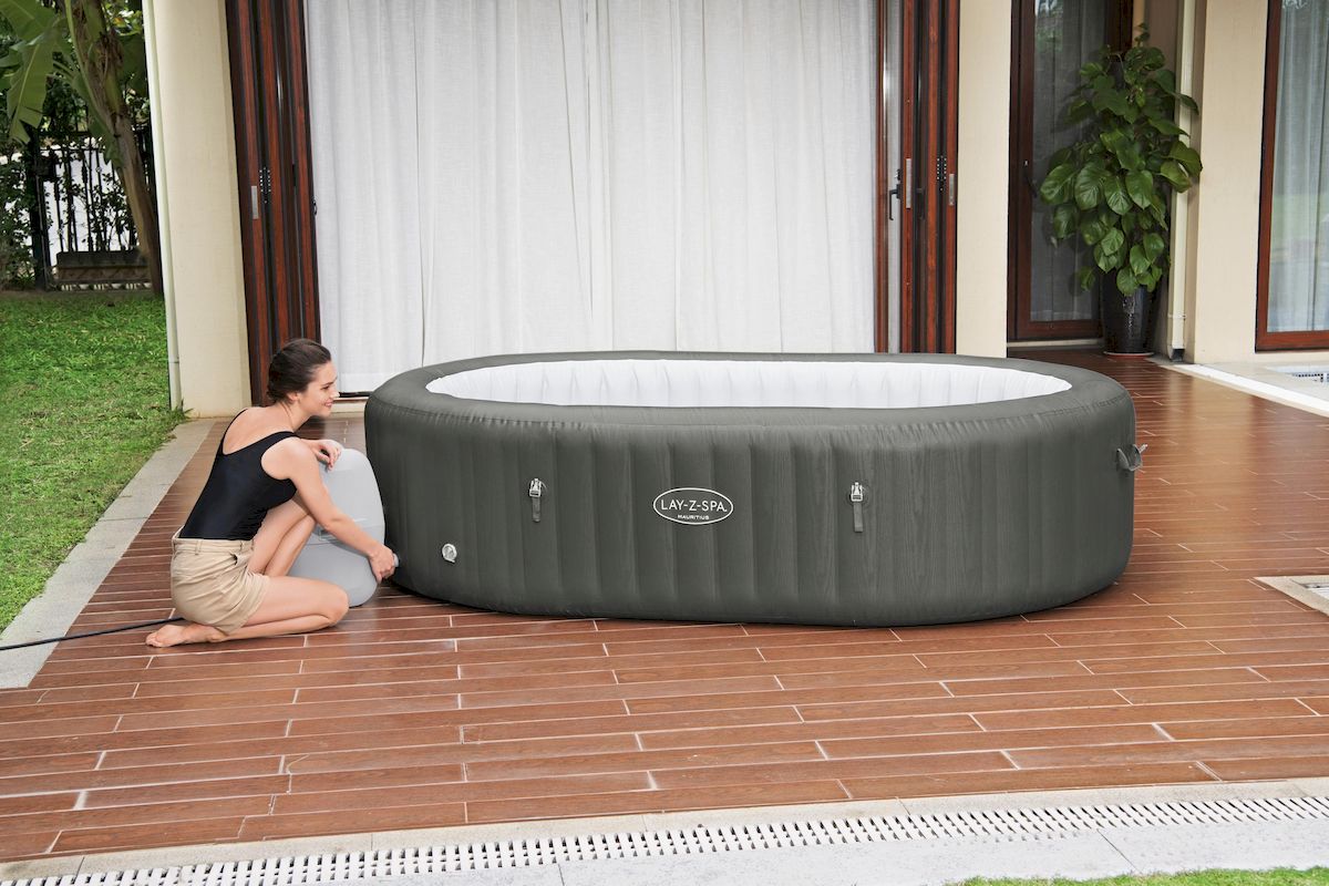 Lay-Z spa Mauritius Airjet opblaasbare spa - 7 persoons - aansluiten