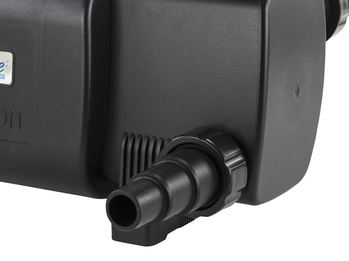 Oase Bitron C 24 watt UVC aansluiting.