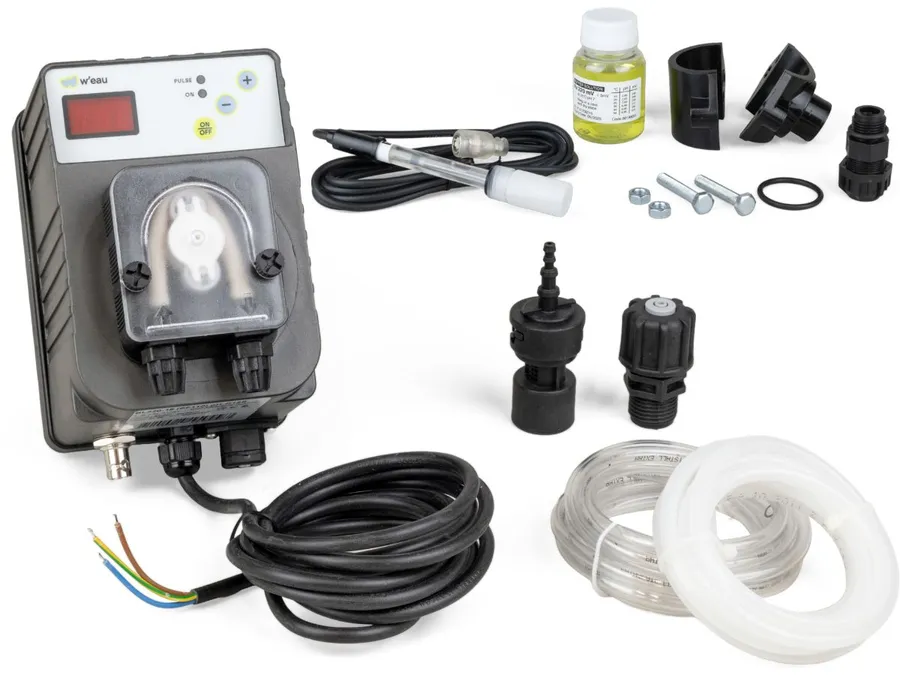 W'eau automatische chloormeter en doseerpomp