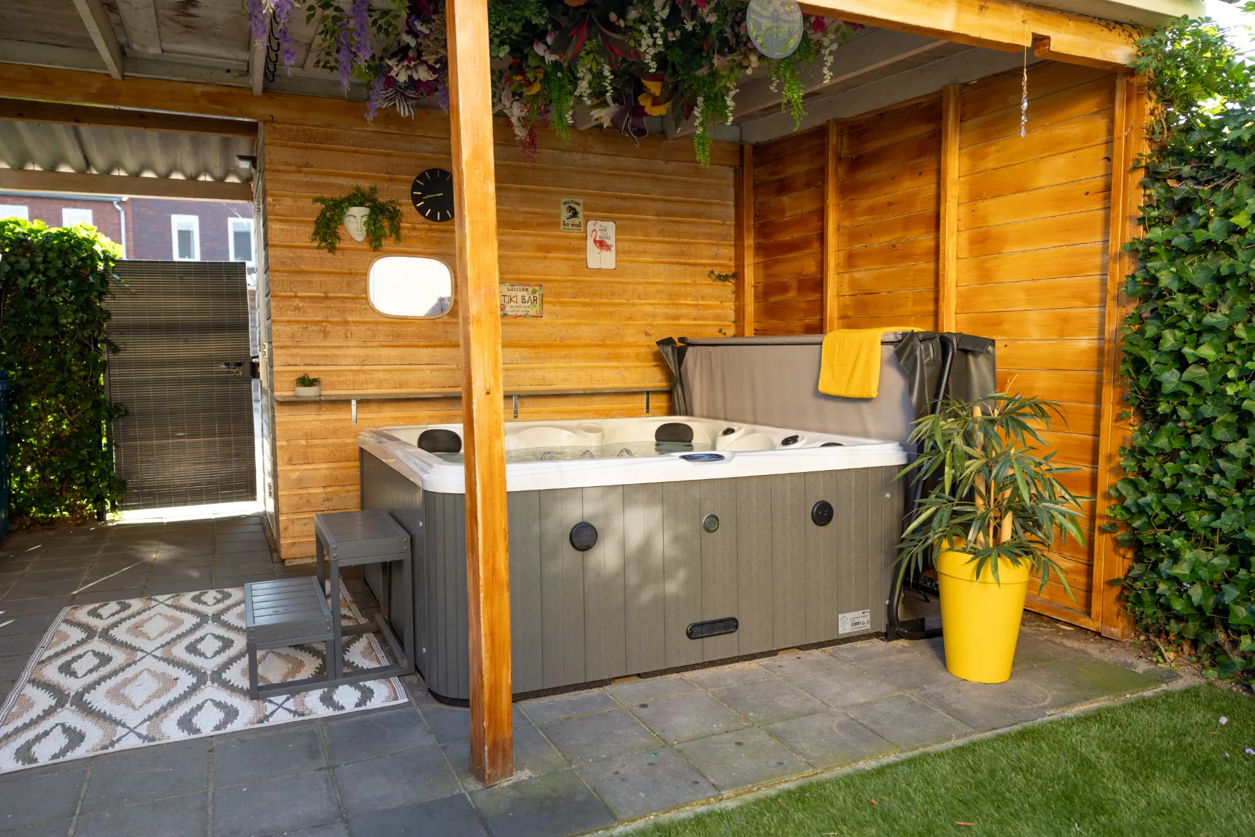 Vaste spa in de tuin