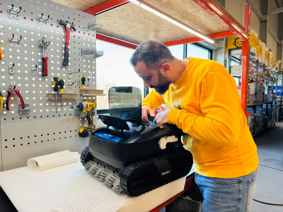 Elias-reparatiedienst-close-up