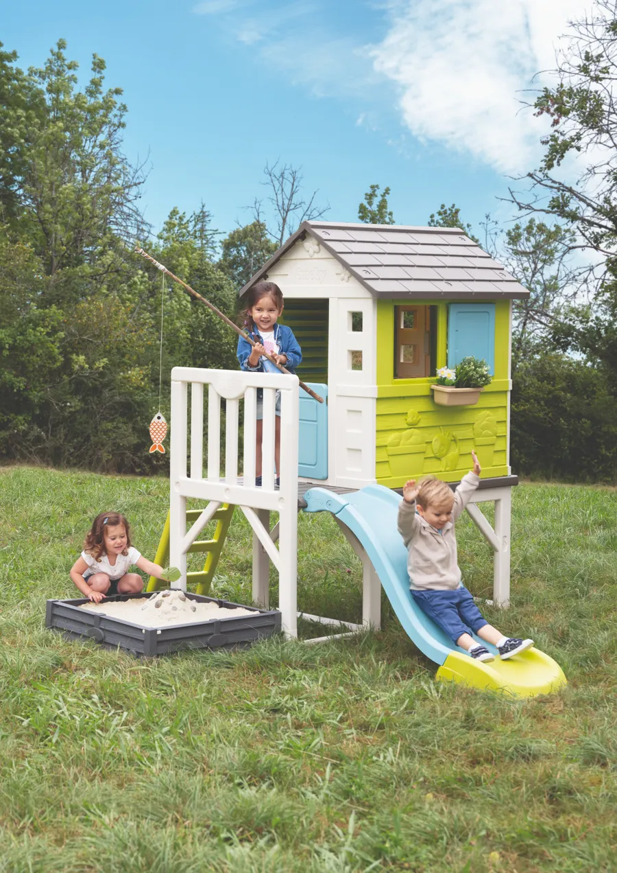 Smoby speelhuisje met kinderen