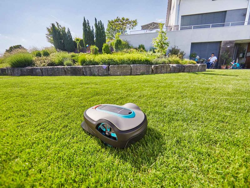 Gardena smart Sileno Life 1000 m² robotmaaier in werking