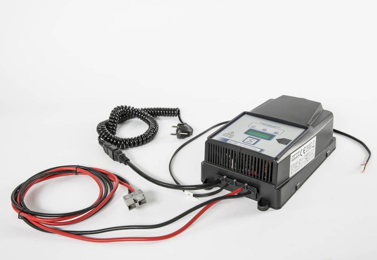 Lader voor Accu 12V-100Ah (excl. krokodillenklemmen)