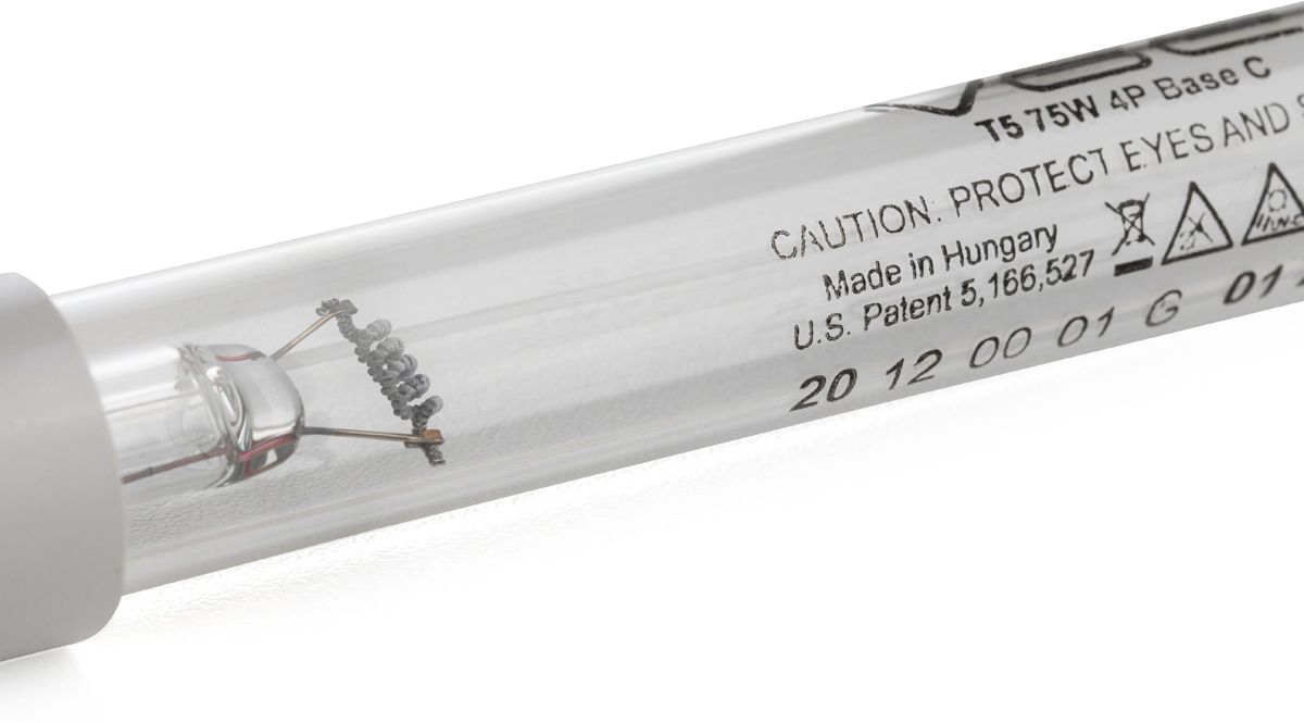 AQS UV-C lamp Pool 75 watt close up