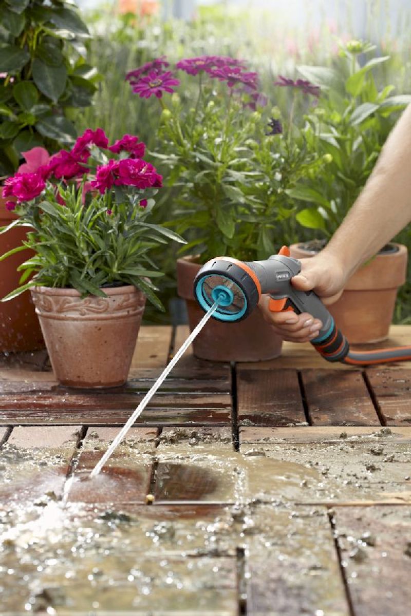 Gardena Comfort reinigingsbroes reinigingsstraal