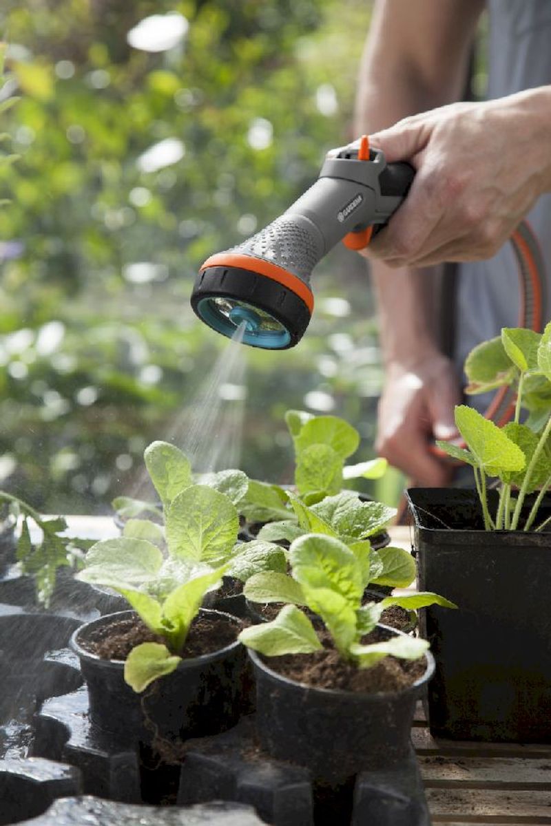 Gardena Comfort broes voor kwetsbare planten nevelstraal