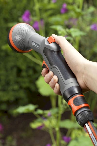 Gardena Comfort broes voor kwetsbare planten instelbaar