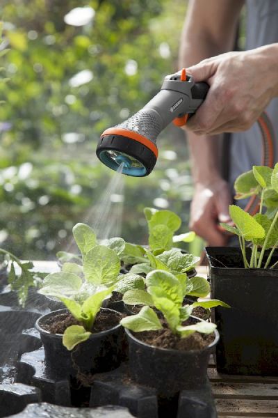 Gardena Comfort broes voor kwetsbare planten nevelstraal