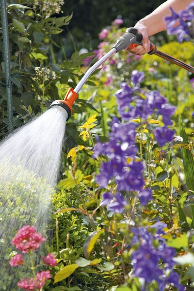 Gardena Broes met verlengstuk handgreep