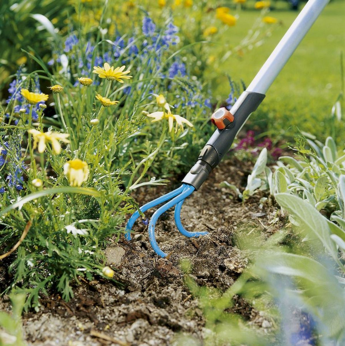 Gardena Combisystem krabber geschikt voor smalle planten rijen