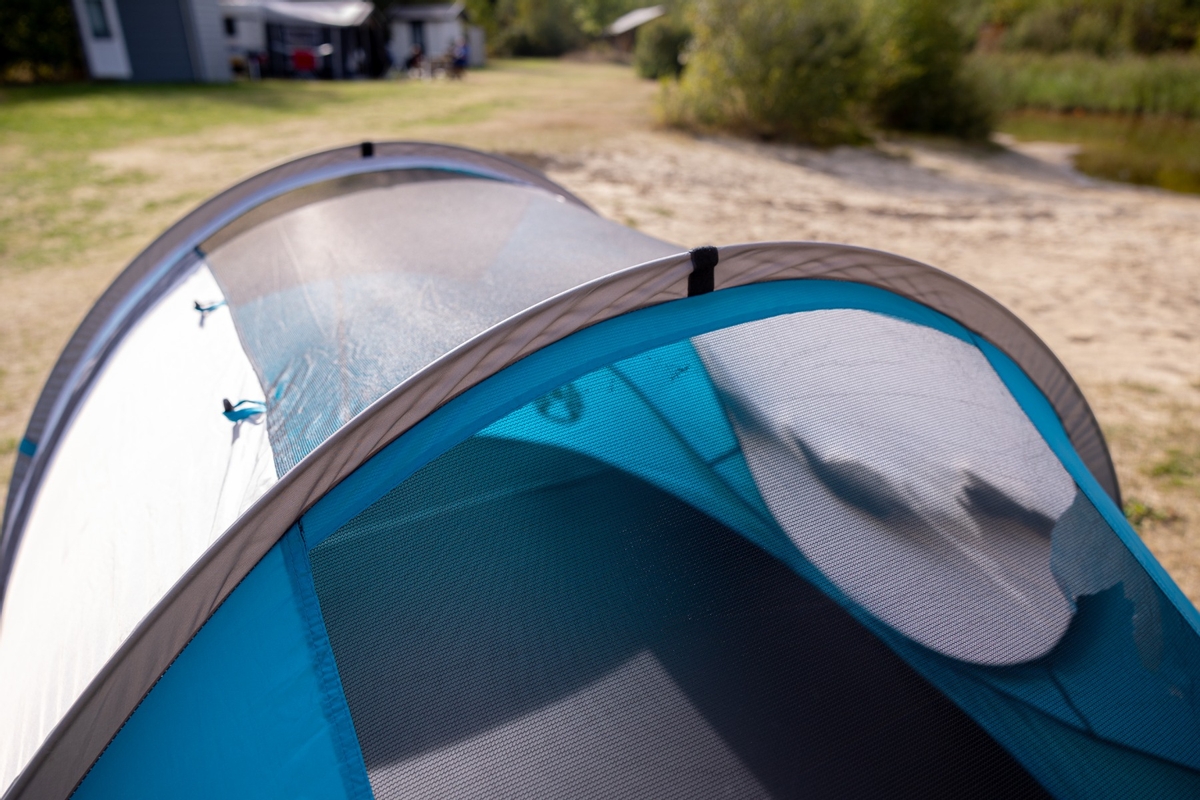 Coleman Galiano 2 pop up tent