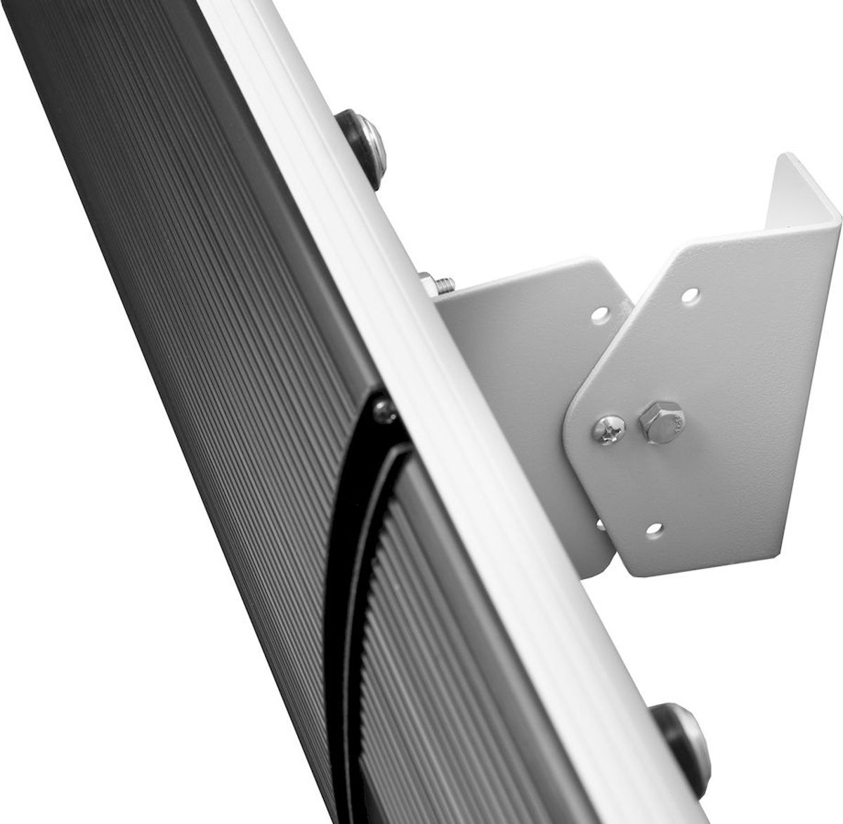 Eurom Outdoor Heatpanel 2400RC terrasverwarmer ophangsysteem