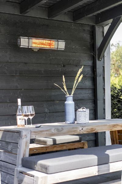 Eurom Heat and Beat grijs terrasverwarmer, sfeerfoto