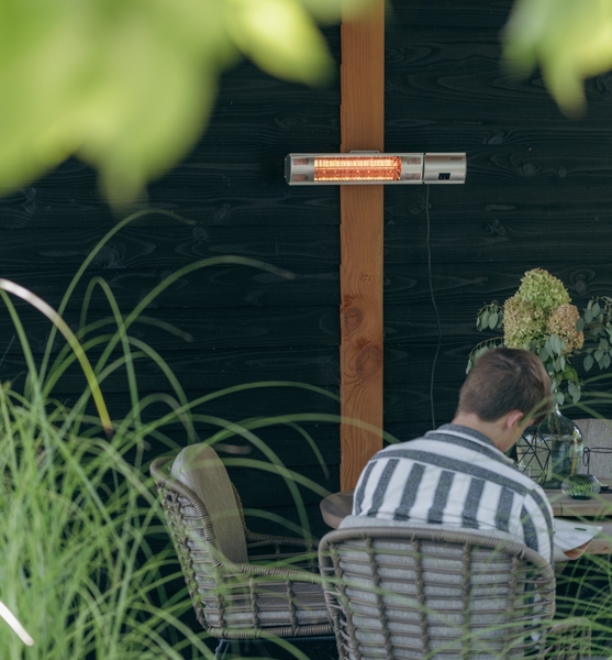 Sunred Heater Ultra Wall 2000 terrasverwarmer - Grijs - sfeer