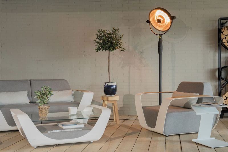 Sunred Heater Retro Standing 2100 terrasverwarmer sfeer