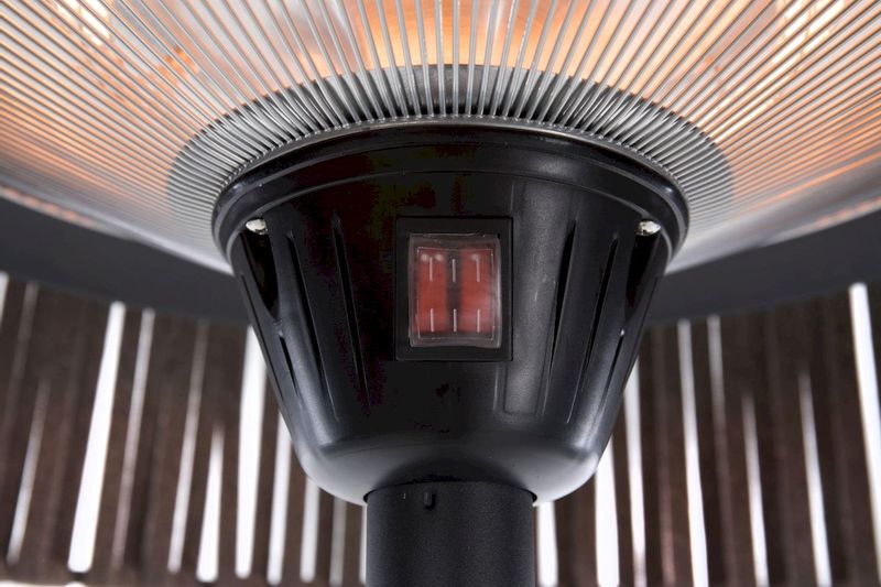 Sunred Heater Artix Corda Standing 2100 terrasverwarmer aan/uit knop