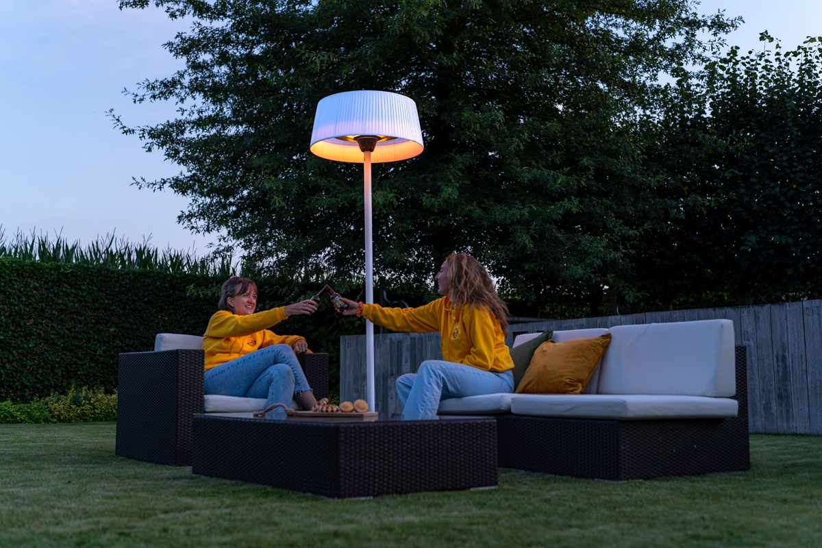 Sunred Heater Artix Standing White 2100 terrasverwarmer toppy sfeer