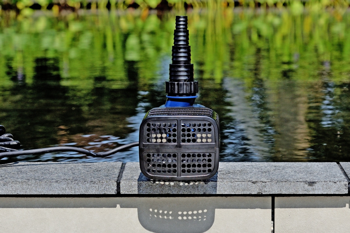 AquaForte Vario LV 10000 vijverpomp (12 volt)