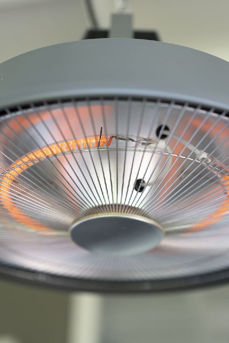 Eurom Partytent Heater 1500 Sail Grey terrasverwarmer, detail 1