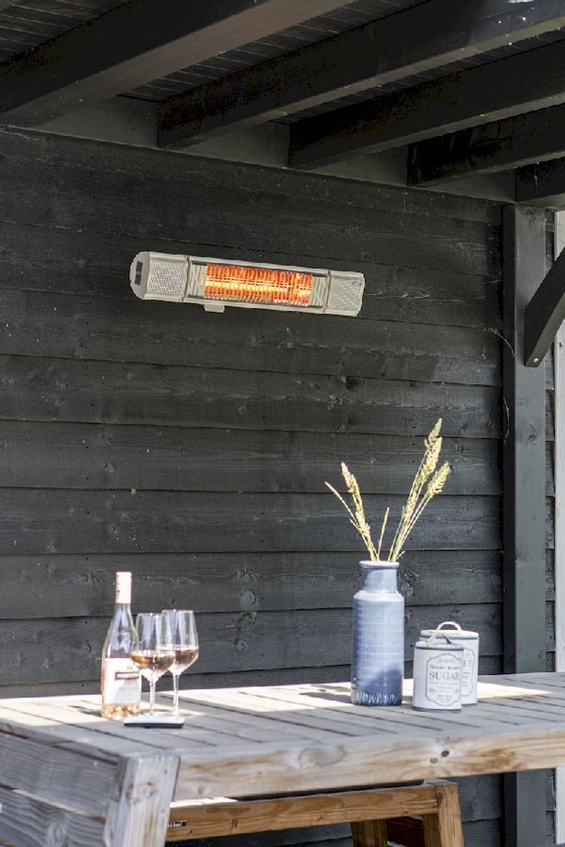 Eurom Heat and Beat wit terrasverwarmer, sfeerfoto 1