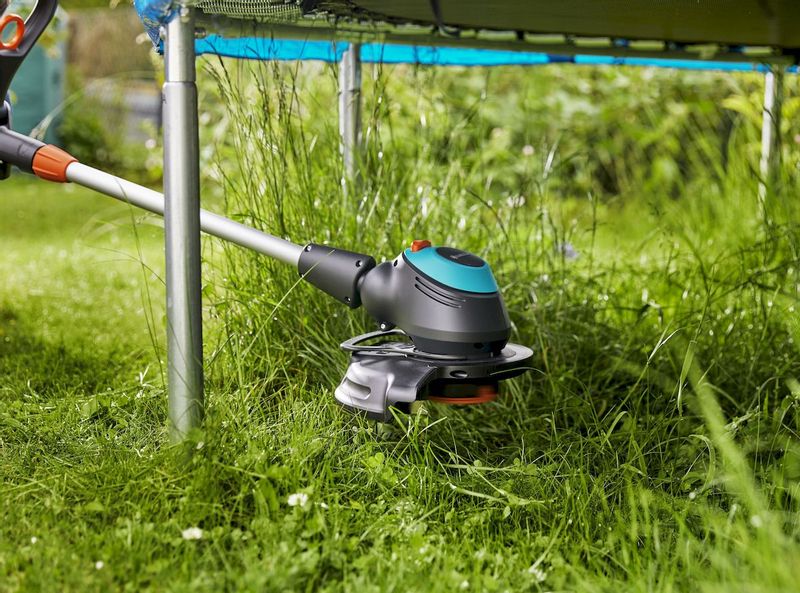 Gardena EasyCut 450/25 elektrische grastrimmer lastige plekken, eenvoudig bereikbaar