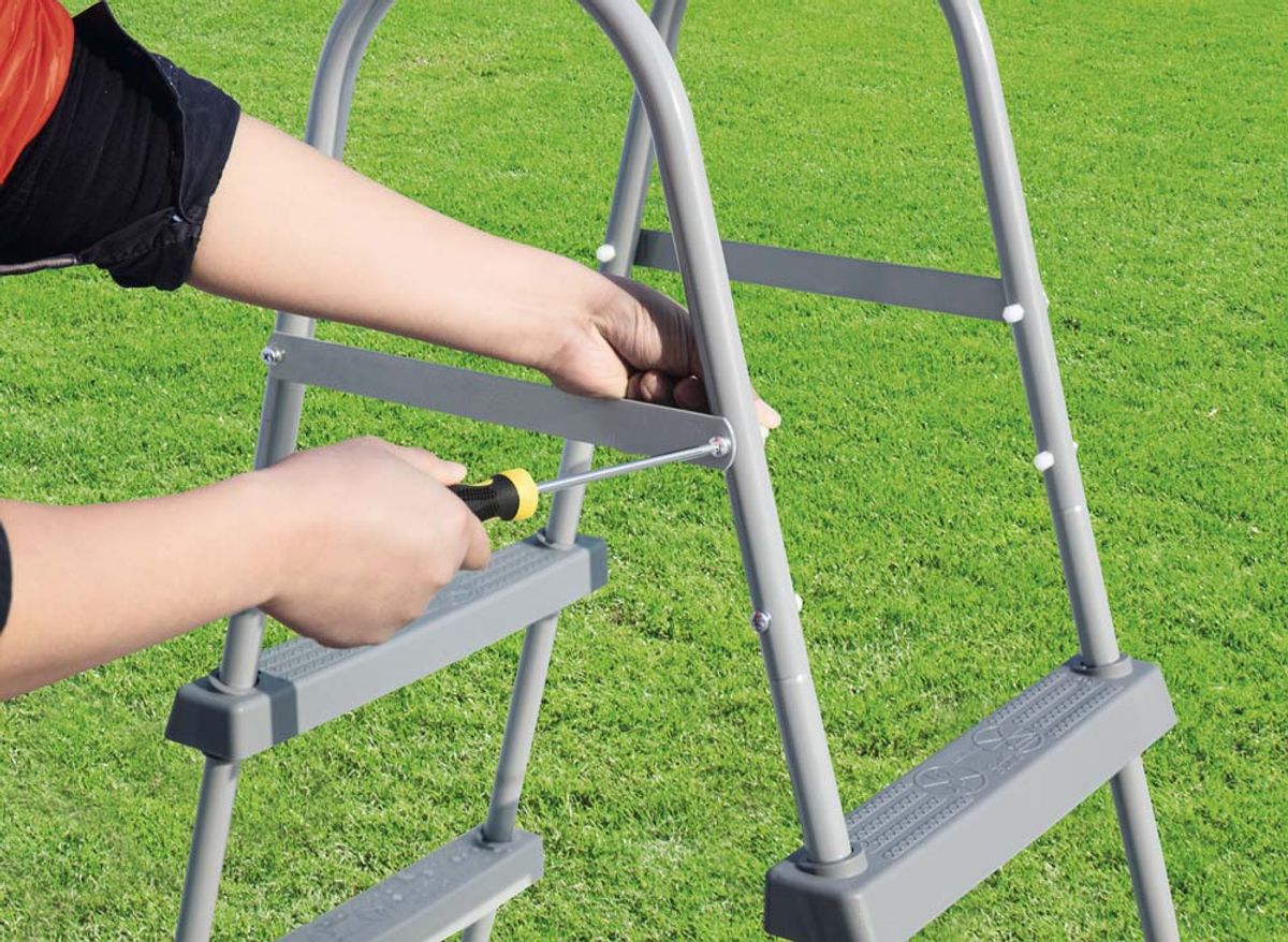 Bestway zwembadtrap 84 cm