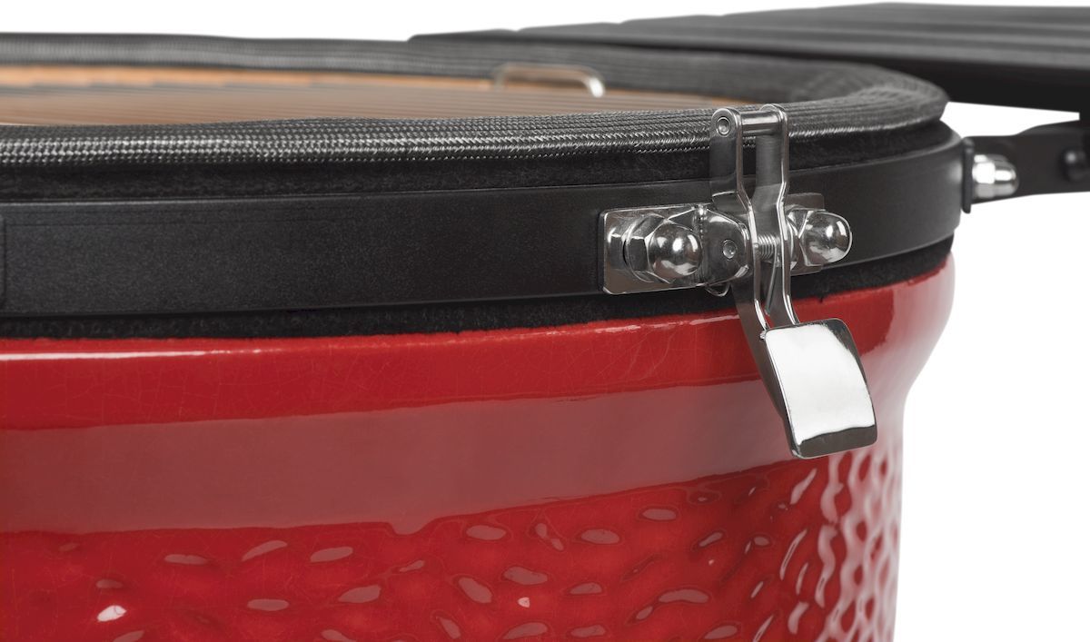 Kamado Joe Classic II Stand-Alone barbecue te openen met één vinger