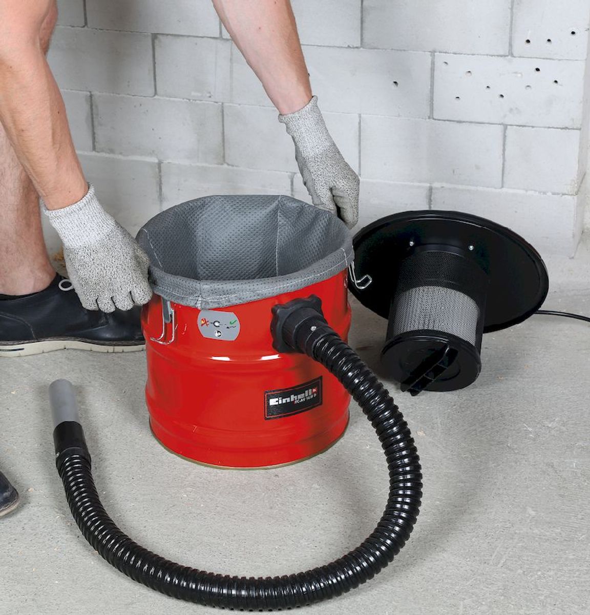 Einhell Voorfilter voor aszuiger in gebruik