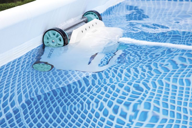 Buitenlander Interesseren Groen Intex ZX300 zwembadreiniger deluxe