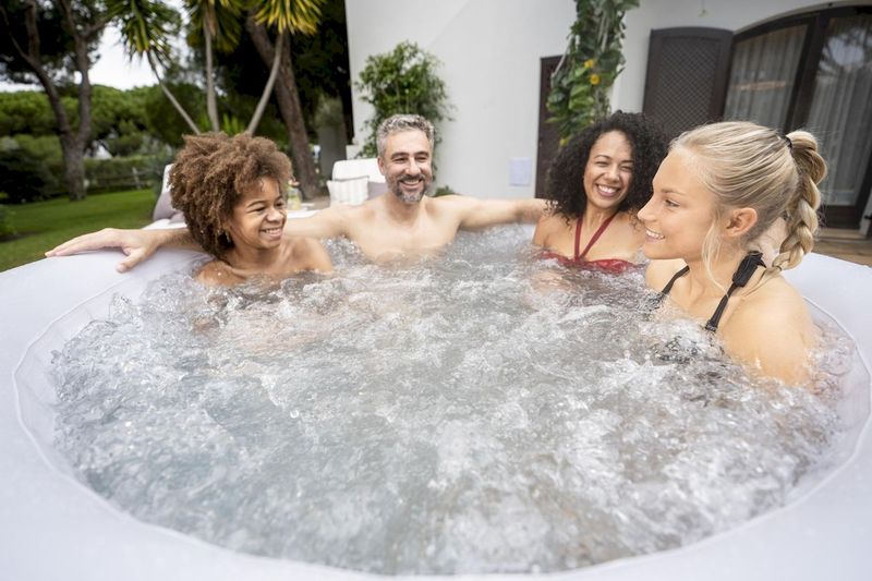 Lay Z Spa Cancun opblaasbare jacuzzi 4 persoons - close-up