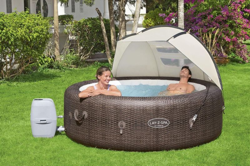 Lay Z Spa Canopy zonnescherm - sfeer