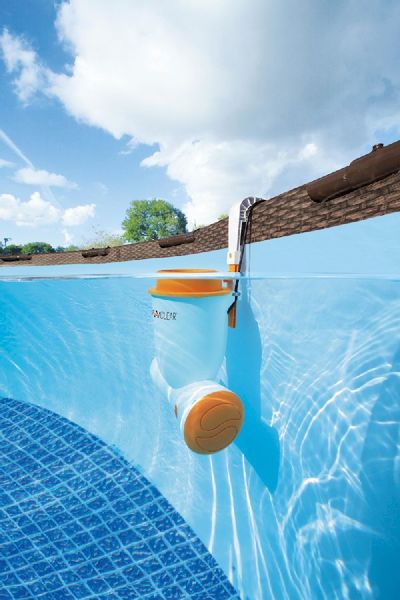 Bestway Skimatic filterpomp 3974 liter/uur - in het water