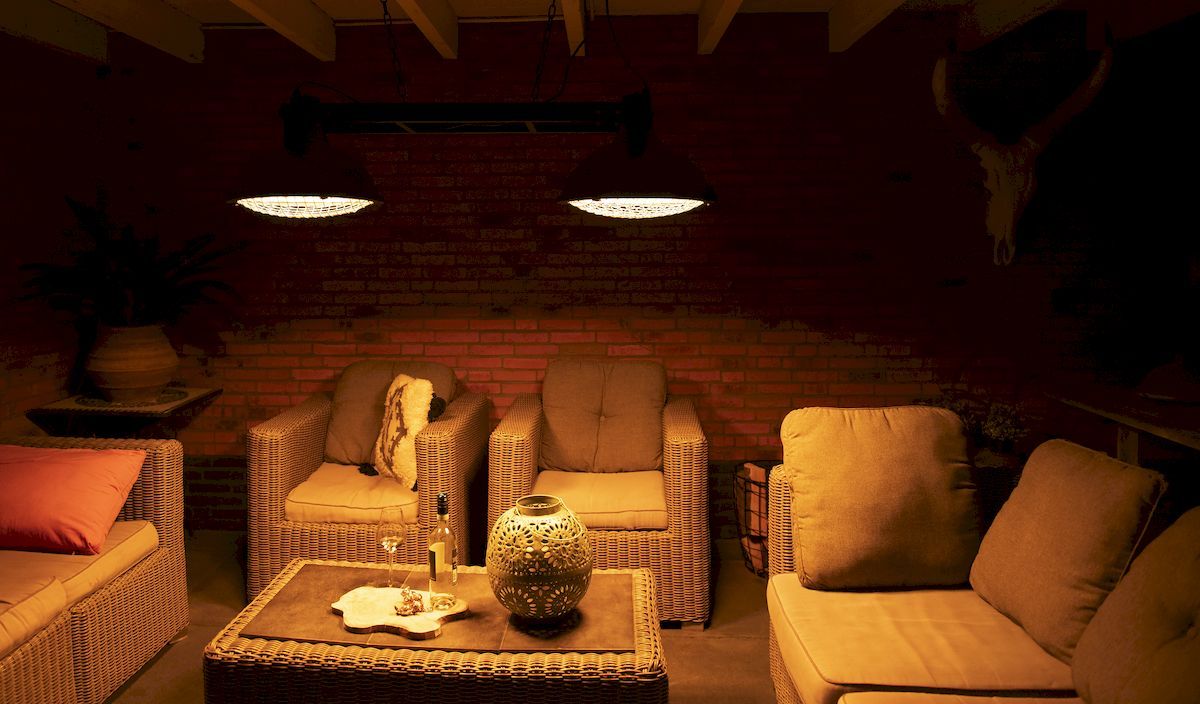 Sunred Heater Indus II Hanging 3000 terrasverwarmer sfeer