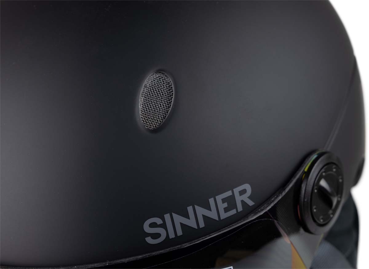 Sinner Titan Visor skihelm - Matte Black - Blauwe lens
ventilatie
