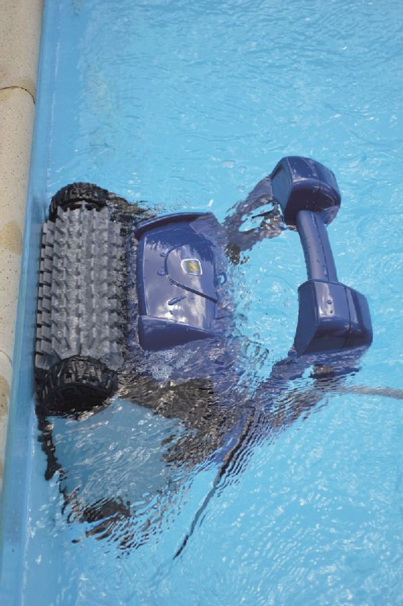 Zodiac CyclonX Pro RC 4380 zwembadrobot in werking