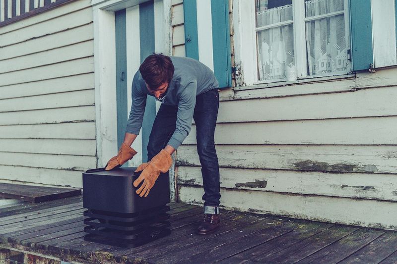 Höfats Handschoenen vuurschaal doven 4