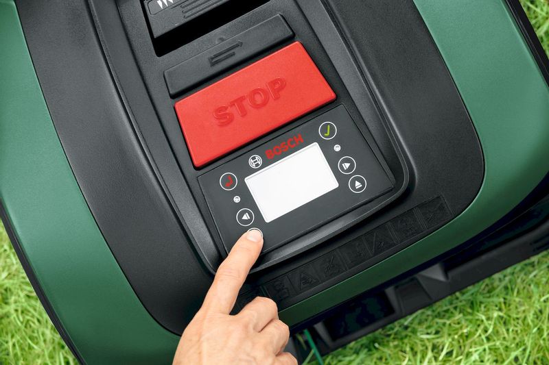 Bosch Indego M+ 700 robotmaaier bedieningspaneel
