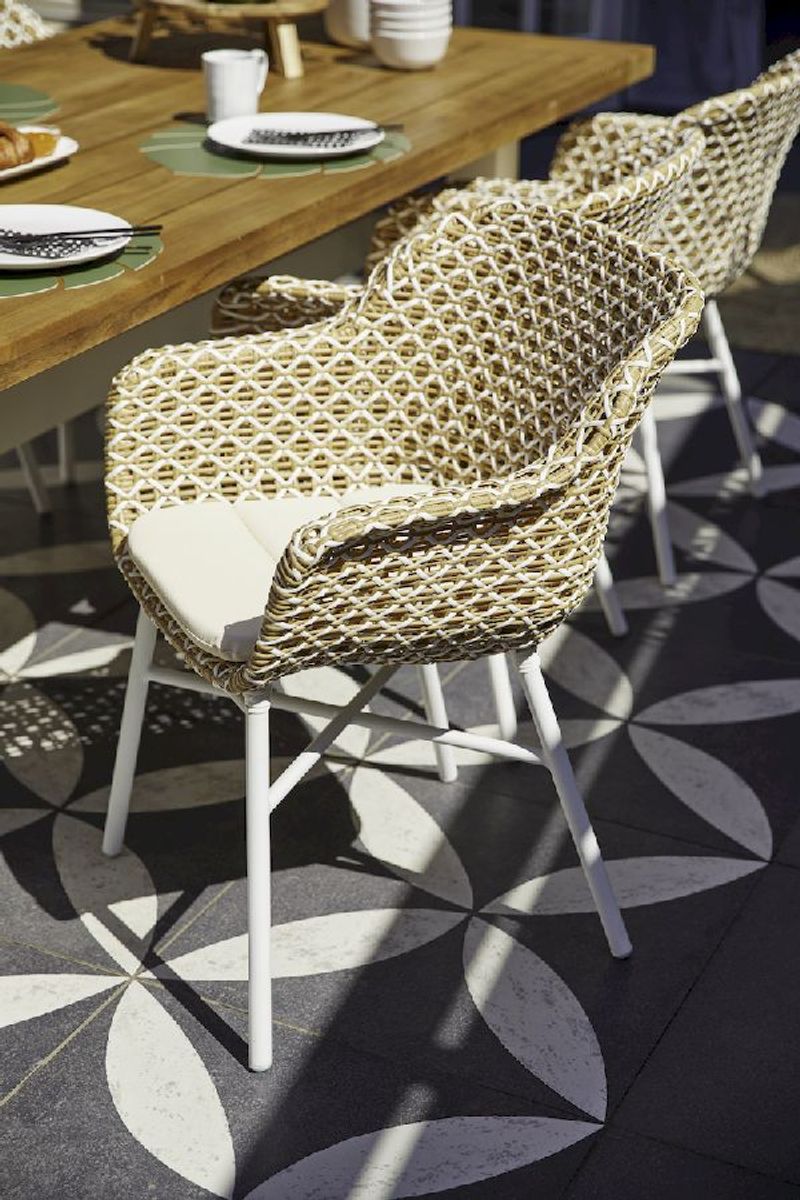 Hartman Delphine tuinstoel - wit frame - beige