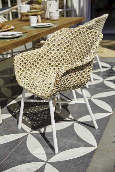 Hartman Delphine tuinstoel - wit frame - beige