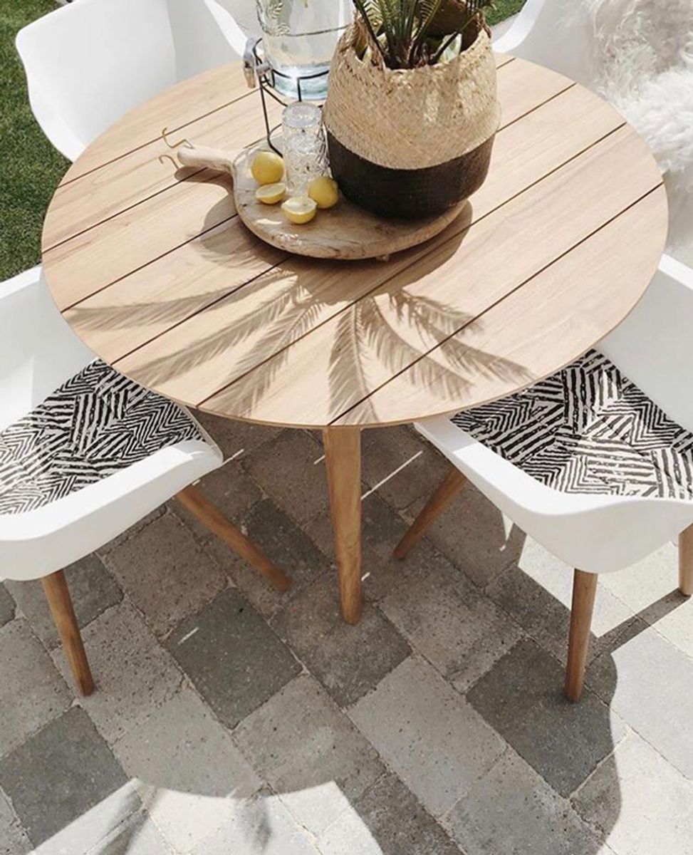 Hartman Sophie Studio Teak Rund Gartentisch ⌀ 120 cm Weiß