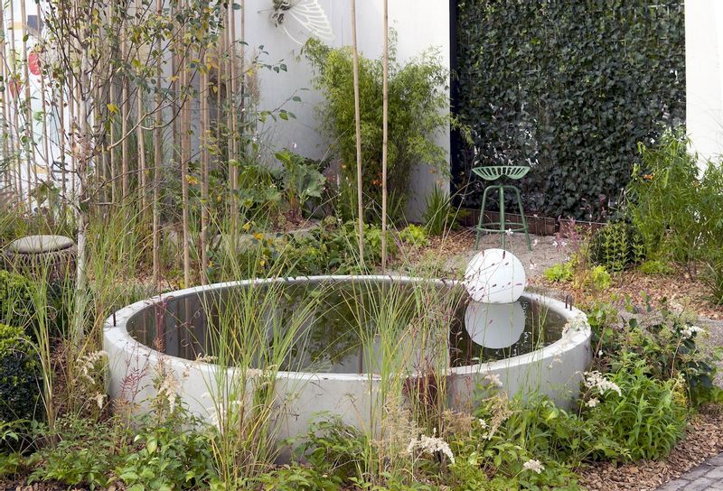 Velda Floating Color Light (L) in de vijver