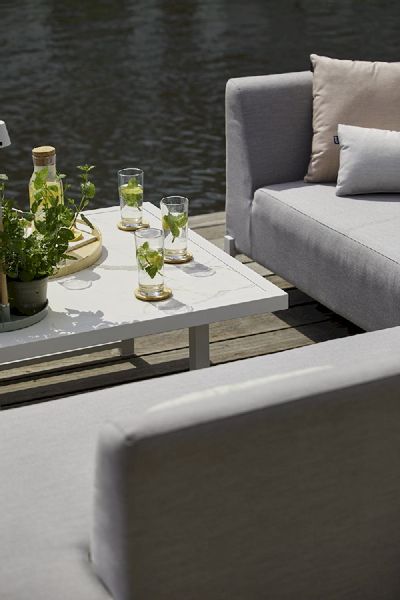 Hartman Dion bijzettafel - bij de Dion Corner loungeset