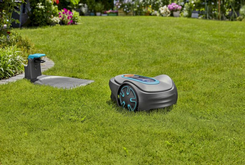 Gardena Sileno Minimo 500 robotmaaier in tuin