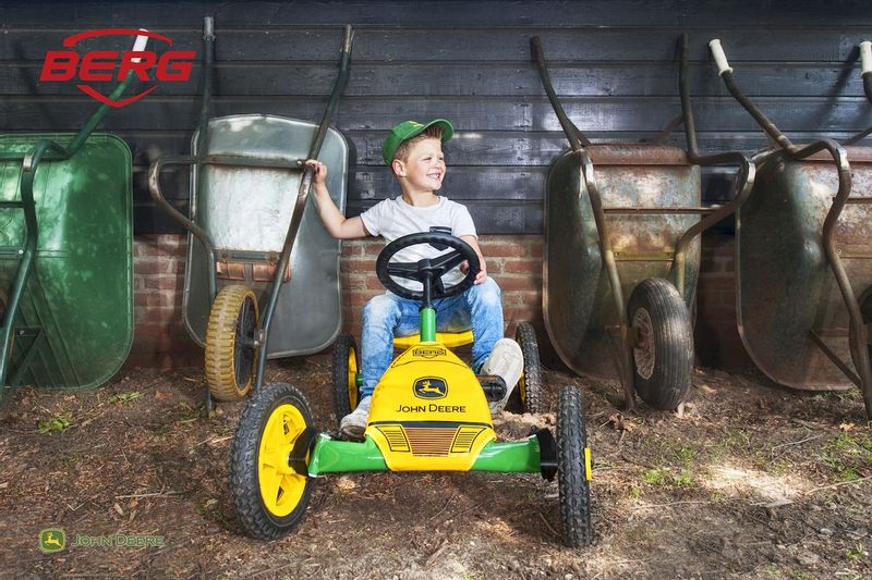 BERG Buddy John Deere skelter, plezier op de skelter