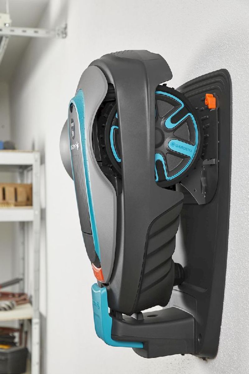 Gardena wandhouder voor Sileno City/Life/Minimo, met robotmaaier zijkant